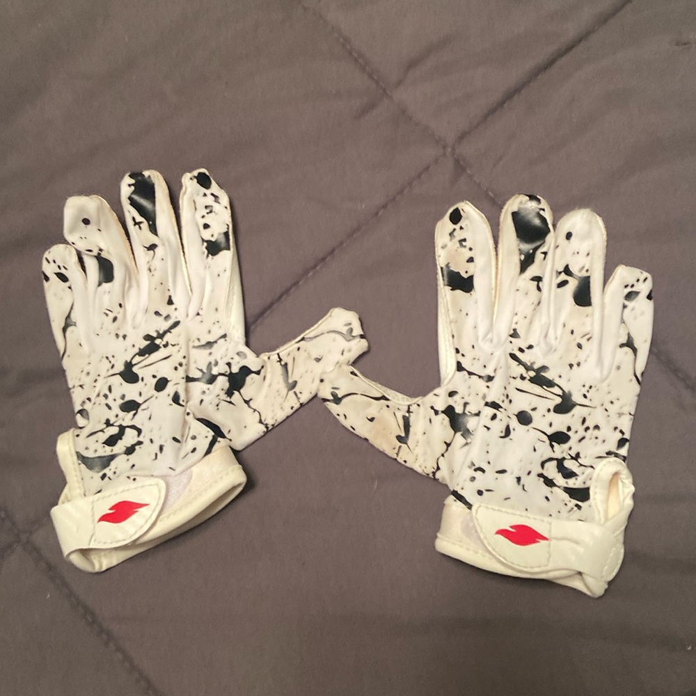 Kids football gloves